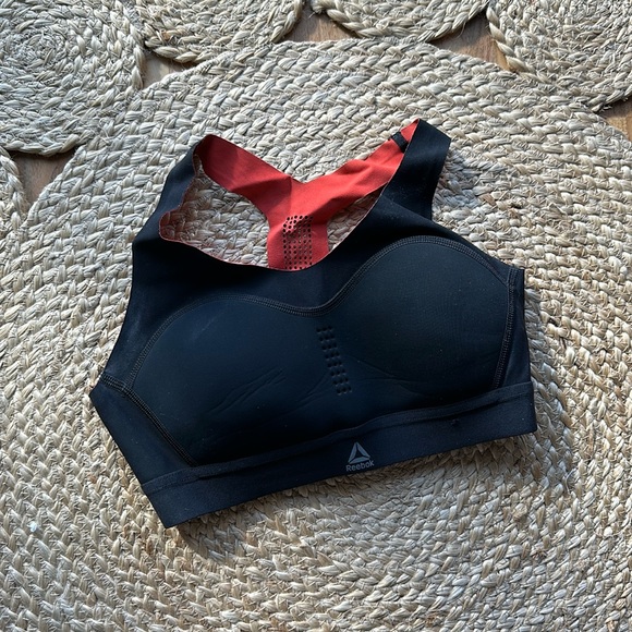 Reebok bra - Picture 1 of 1